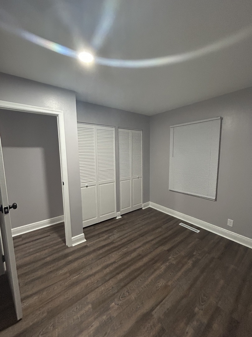 616 Parkside Circle, Streamwood, IL 60107