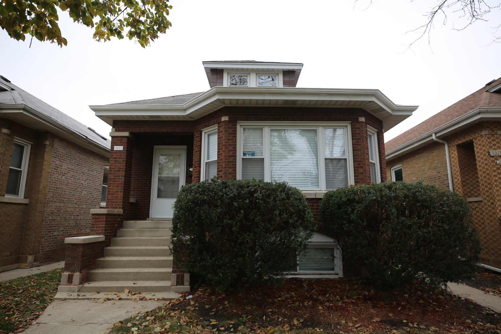 3031 N Marmora Avenue, Chicago, IL 60634