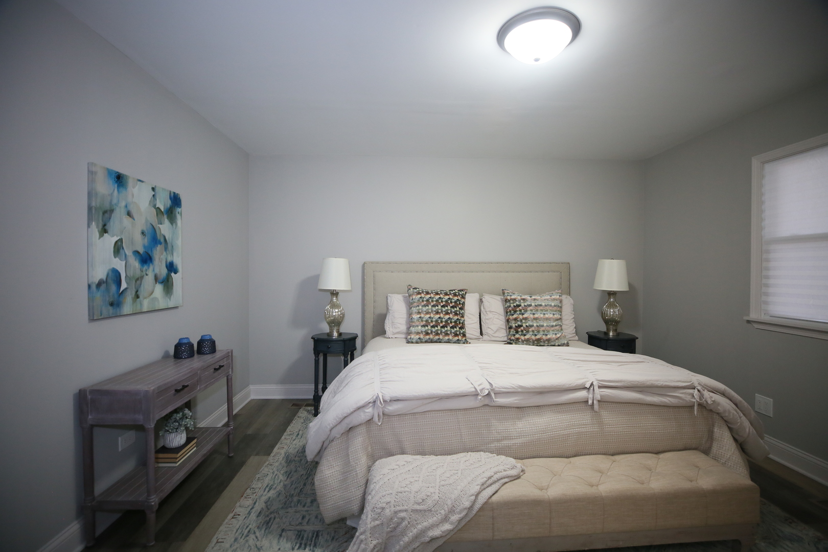 3031 N Marmora Avenue, Chicago, IL 60634