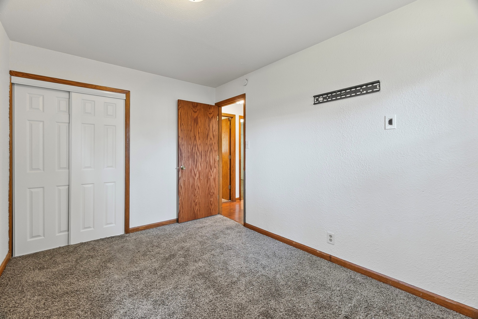 2308 Madonna Avenue, Joliet, IL 60436