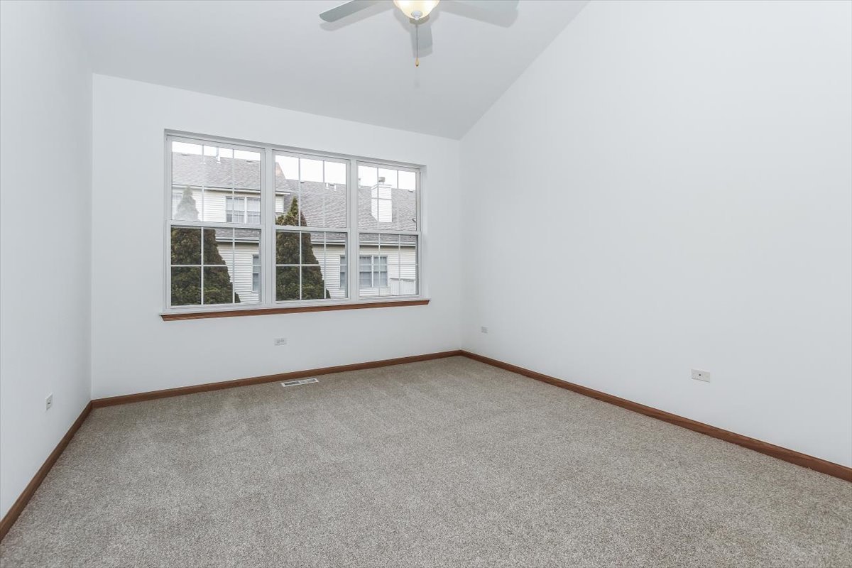 202 Braeburn Circle, Sugar Grove, IL 60554