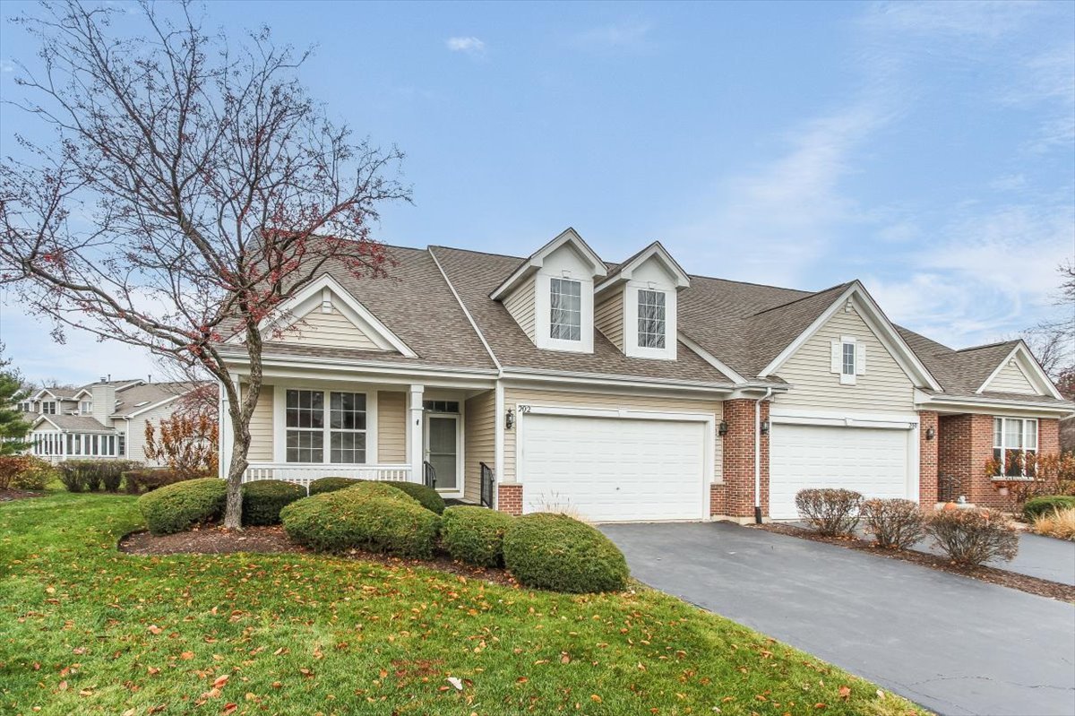 202 Braeburn Circle, Sugar Grove, IL 60554