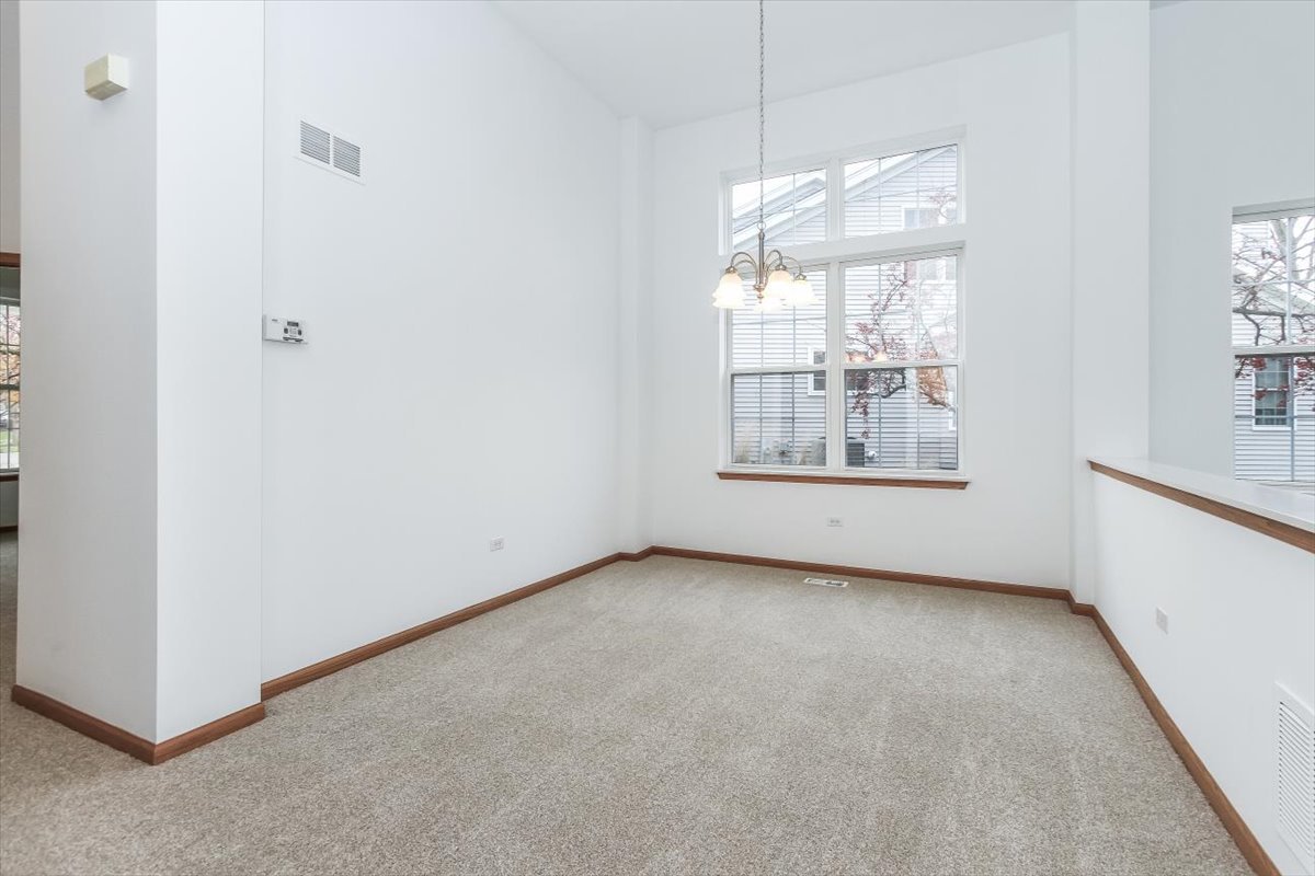 202 Braeburn Circle, Sugar Grove, IL 60554