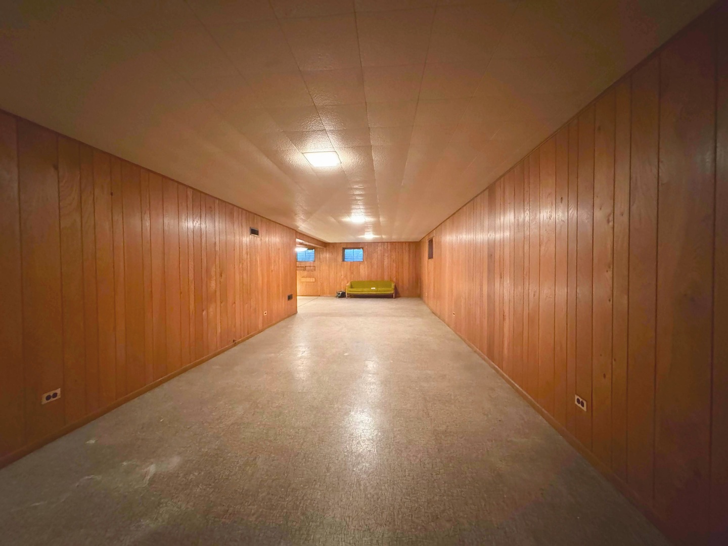 761 Marshall Drive, Des Plaines, IL 60016