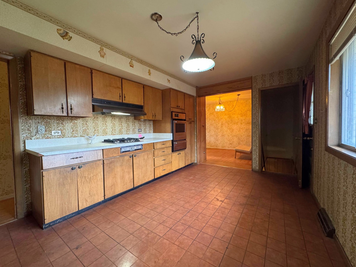 761 Marshall Drive, Des Plaines, IL 60016