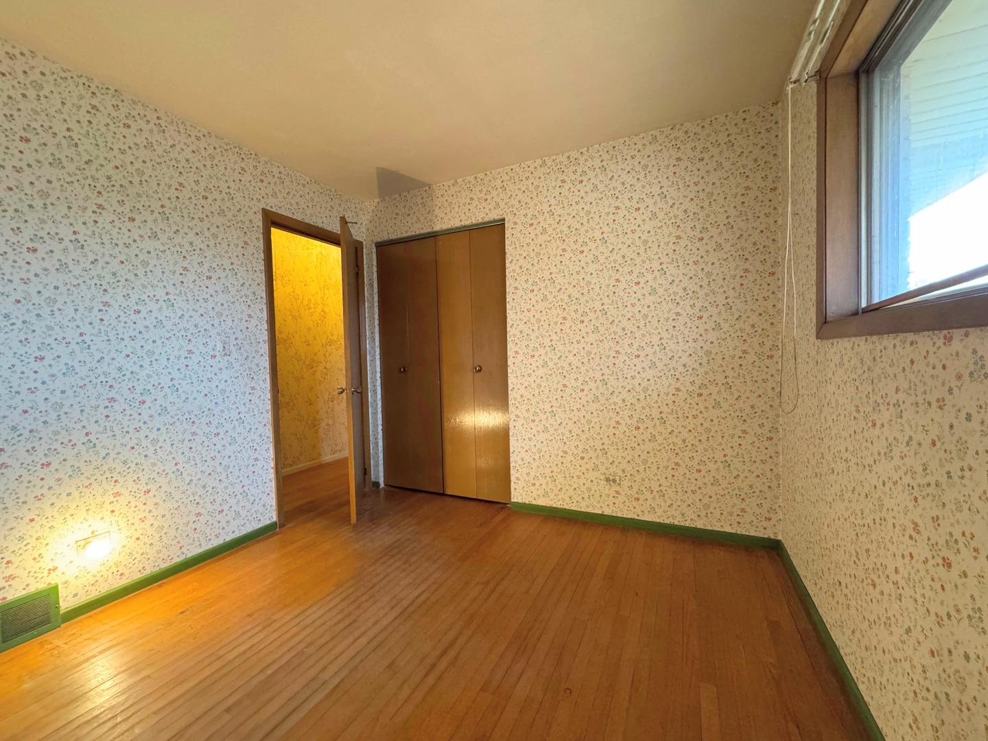 761 Marshall Drive, Des Plaines, IL 60016