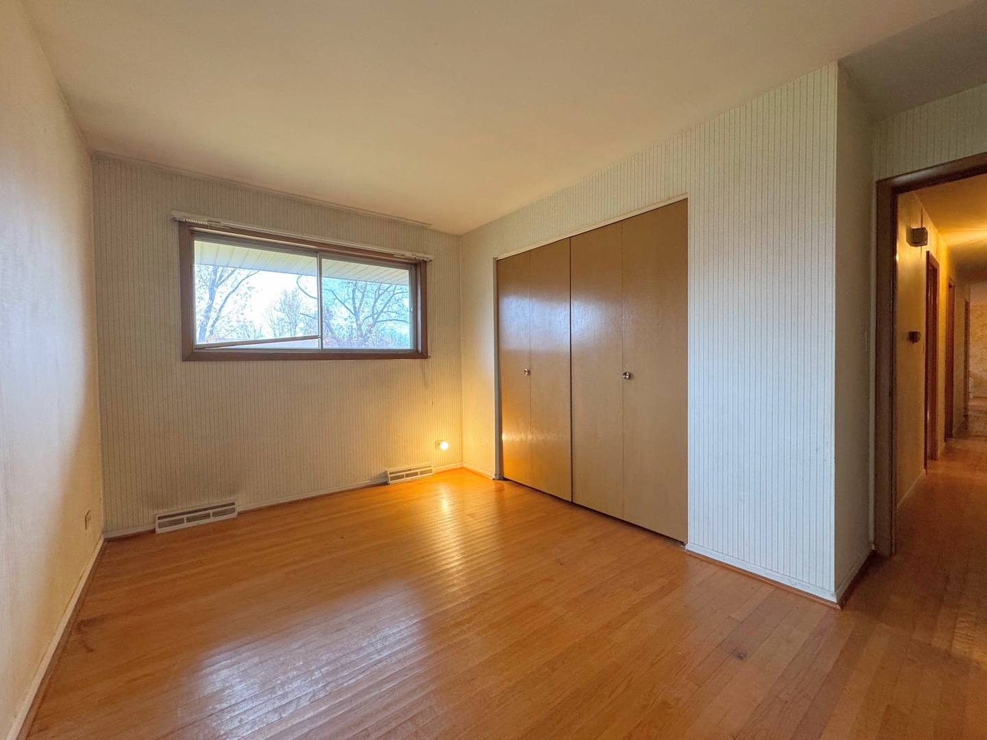 761 Marshall Drive, Des Plaines, IL 60016