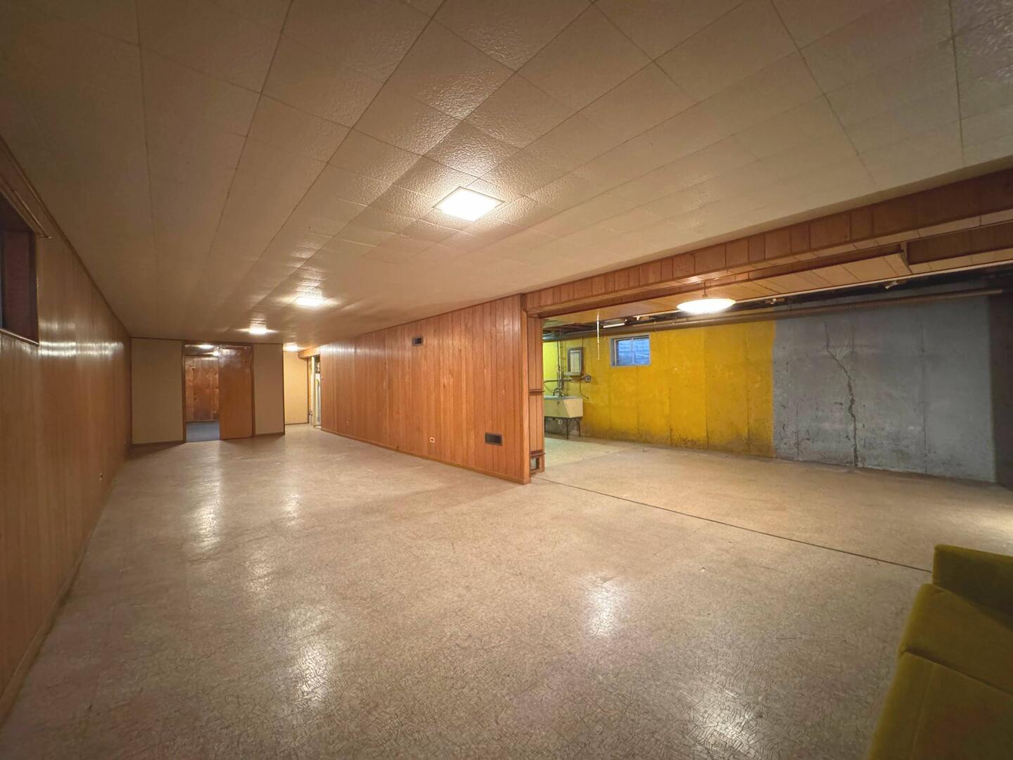 761 Marshall Drive, Des Plaines, IL 60016