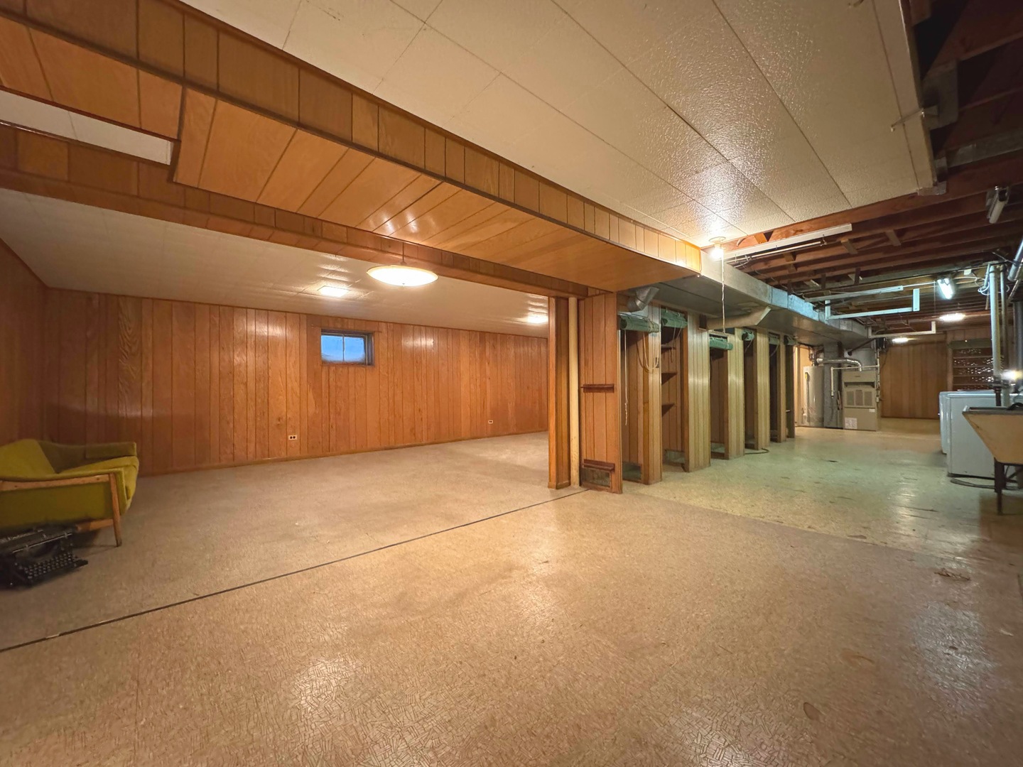 761 Marshall Drive, Des Plaines, IL 60016