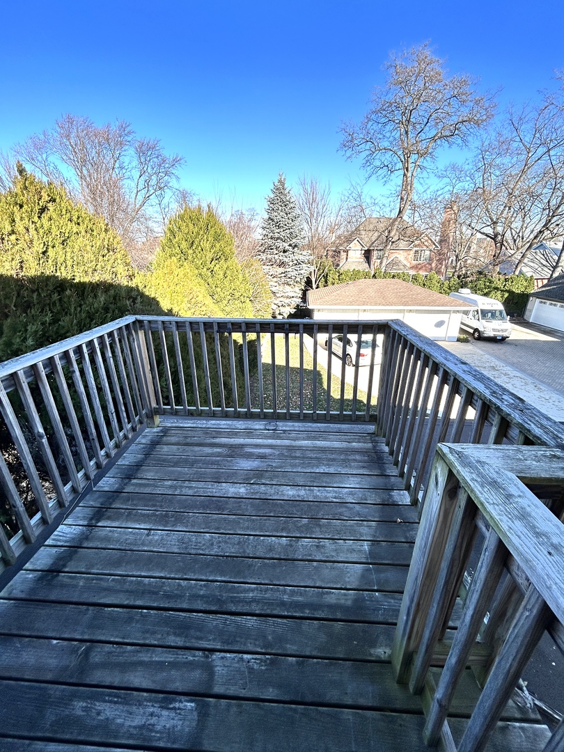 461 N Northwest Highway #2, Park Ridge, IL 60068