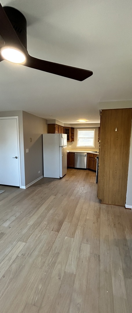 461 N Northwest Highway #2, Park Ridge, IL 60068