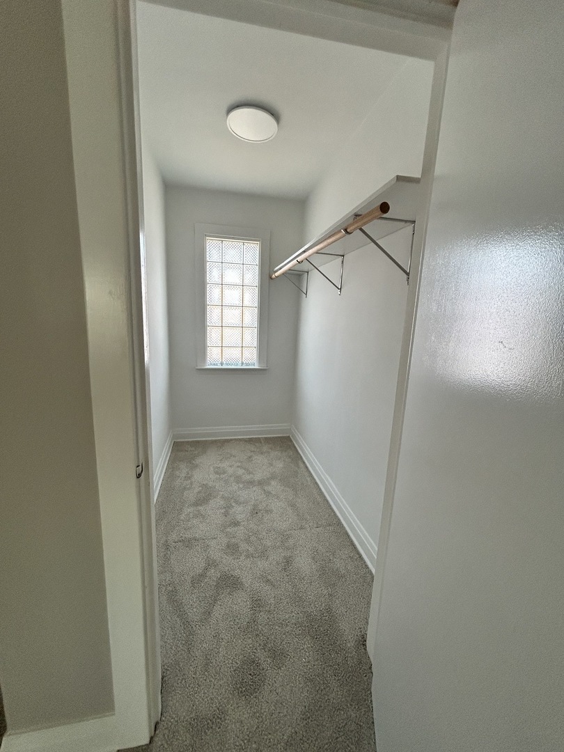 461 N Northwest Highway #2, Park Ridge, IL 60068