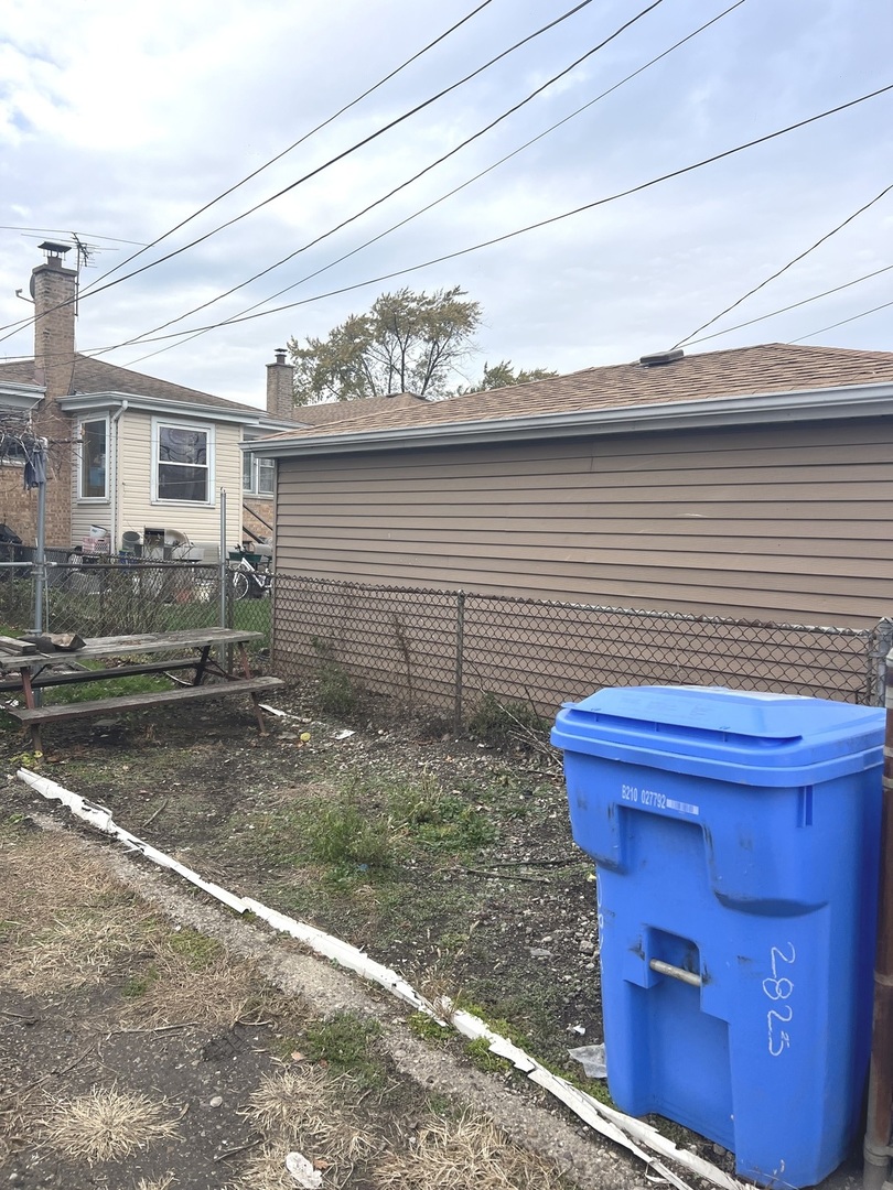 2825 N Moody Avenue, Chicago, IL 60634