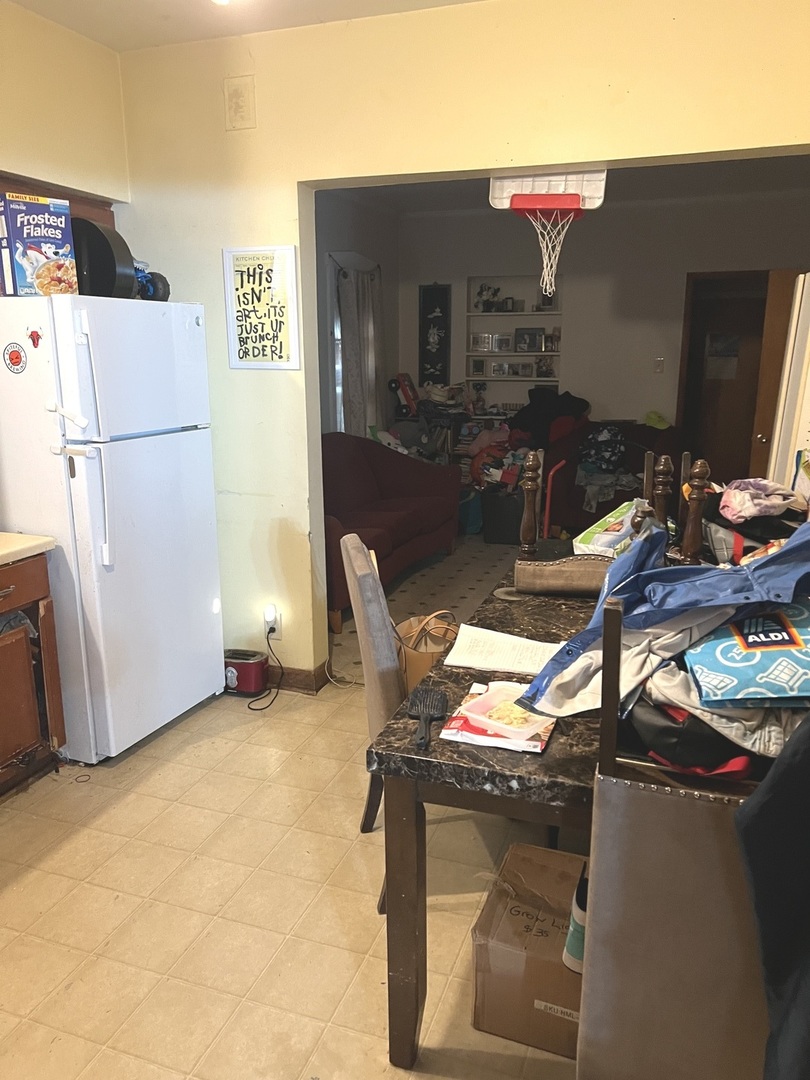 2825 N Moody Avenue, Chicago, IL 60634