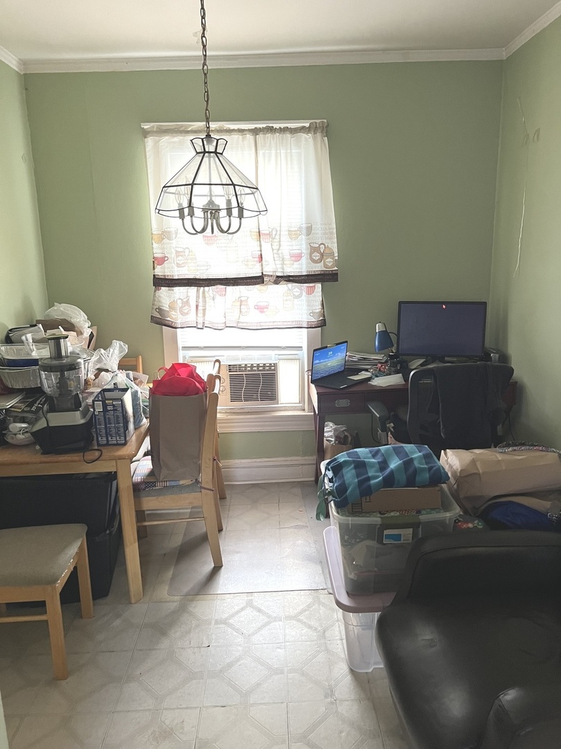 2825 N Moody Avenue, Chicago, IL 60634