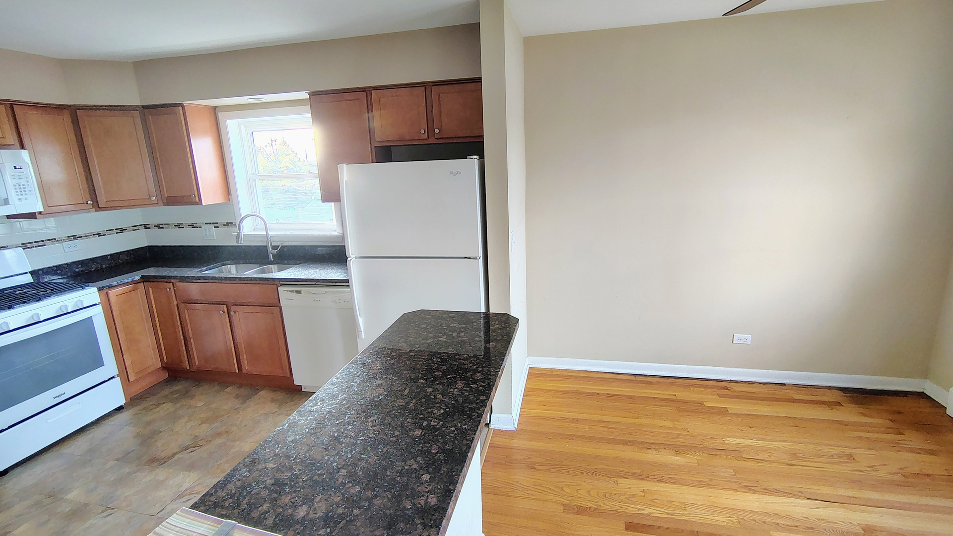 539 Ida Court #2, Mount Prospect, IL 60056