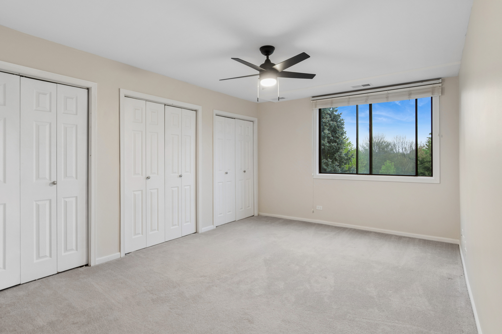 460 Raintree Court #2N, Glen Ellyn, IL 60137