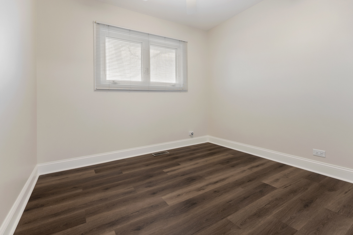 Elk Grove Village, IL 60007