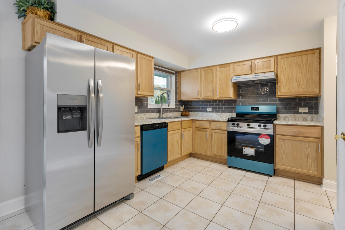 Elk Grove Village, IL 60007