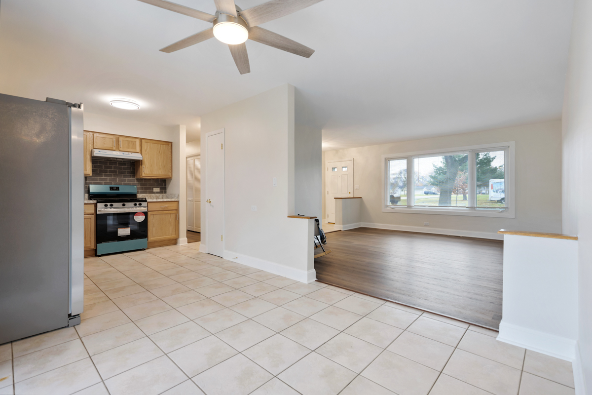 Elk Grove Village, IL 60007