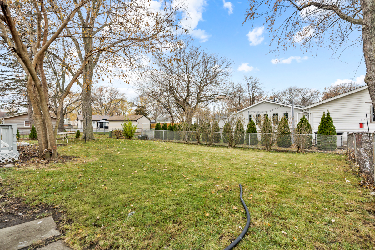 Elk Grove Village, IL 60007