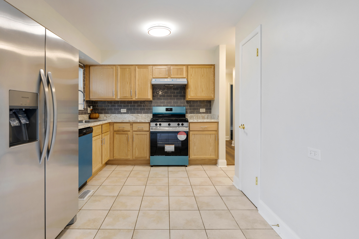 Elk Grove Village, IL 60007