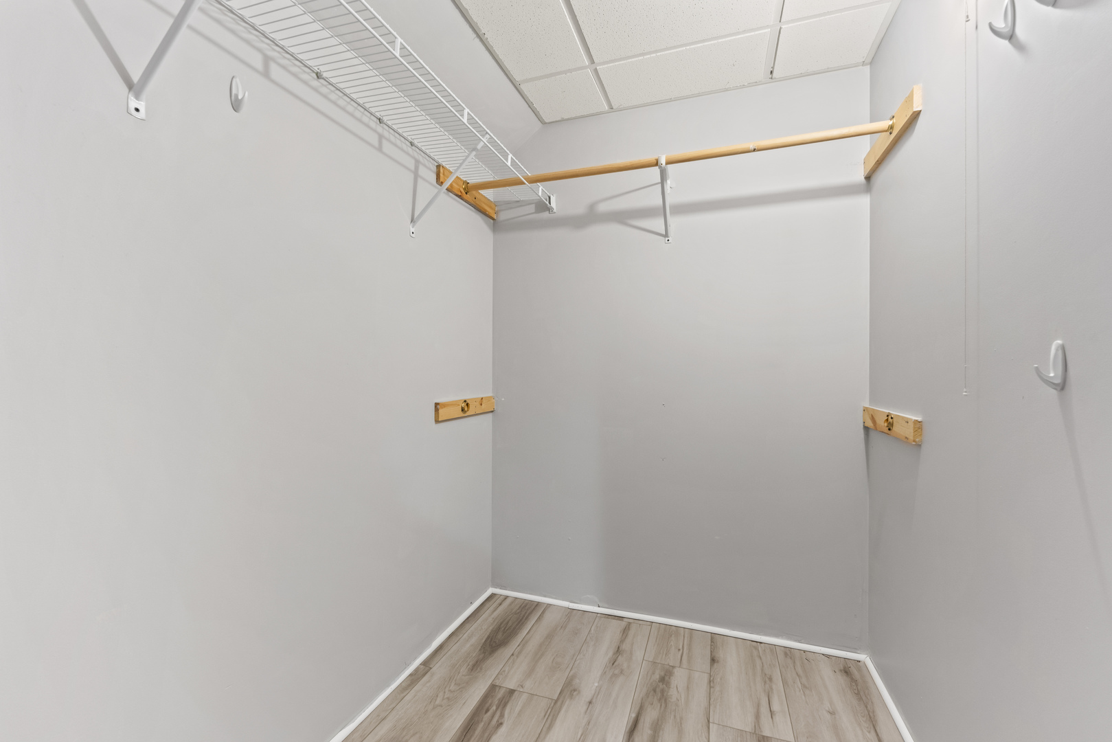 17045 Sterling Drive, Lockport, IL 60441