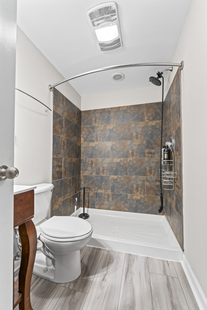 17045 Sterling Drive, Lockport, IL 60441