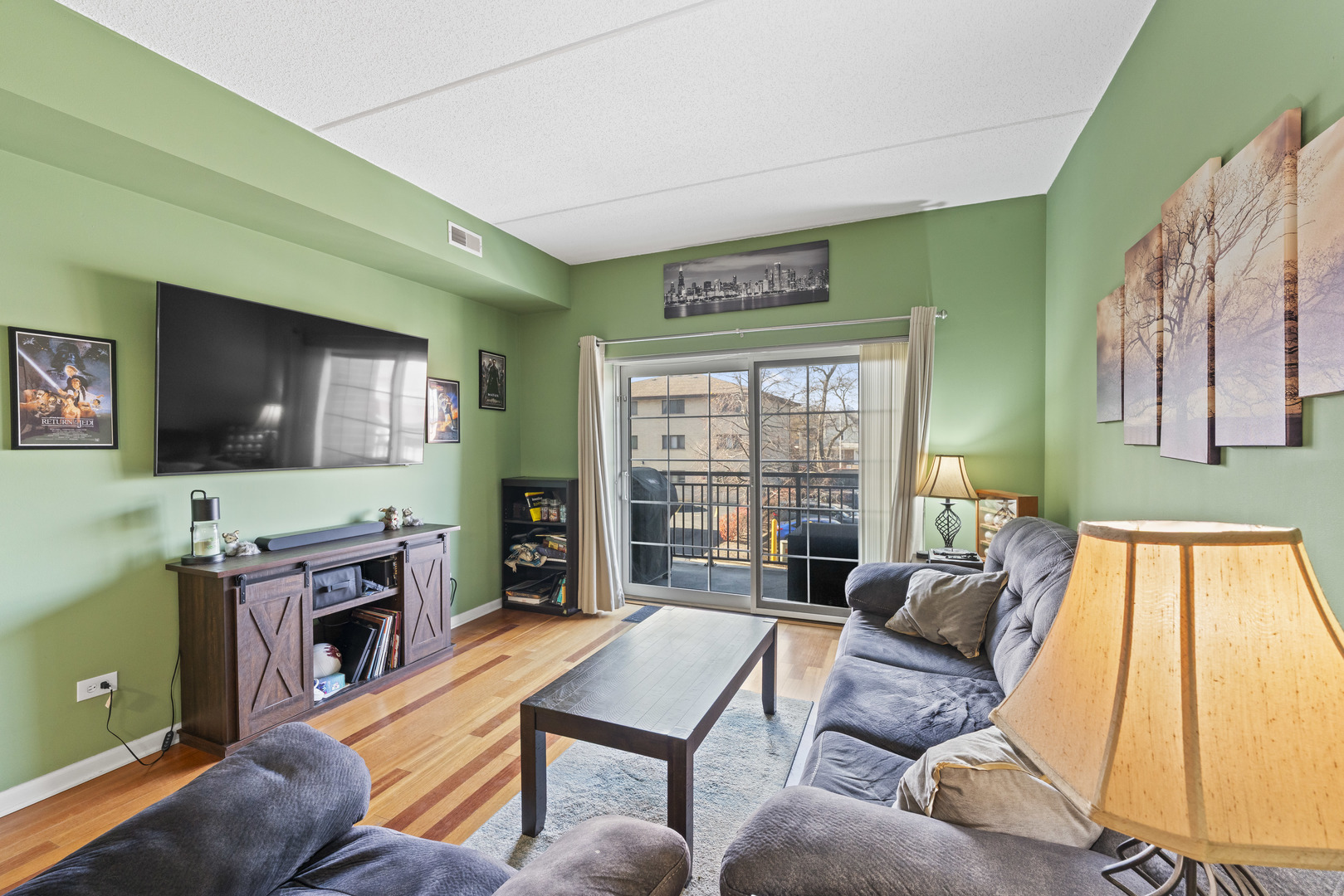 9530 Cook Avenue #211, Oak Lawn, IL 60453