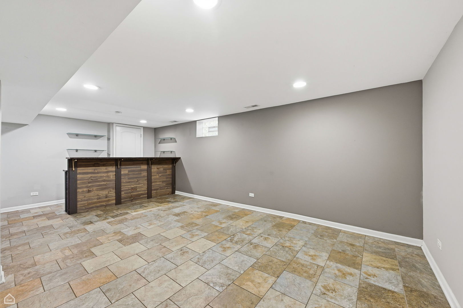 7701 S Christiana Avenue, Chicago, IL 60652