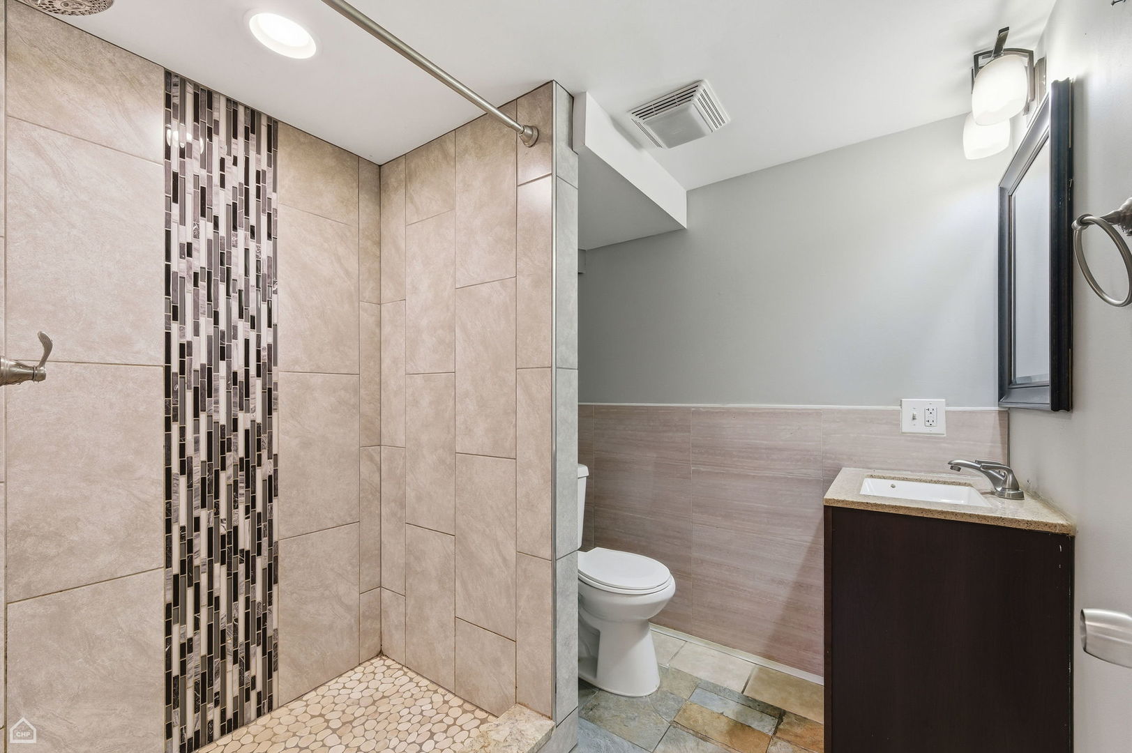 7701 S Christiana Avenue, Chicago, IL 60652