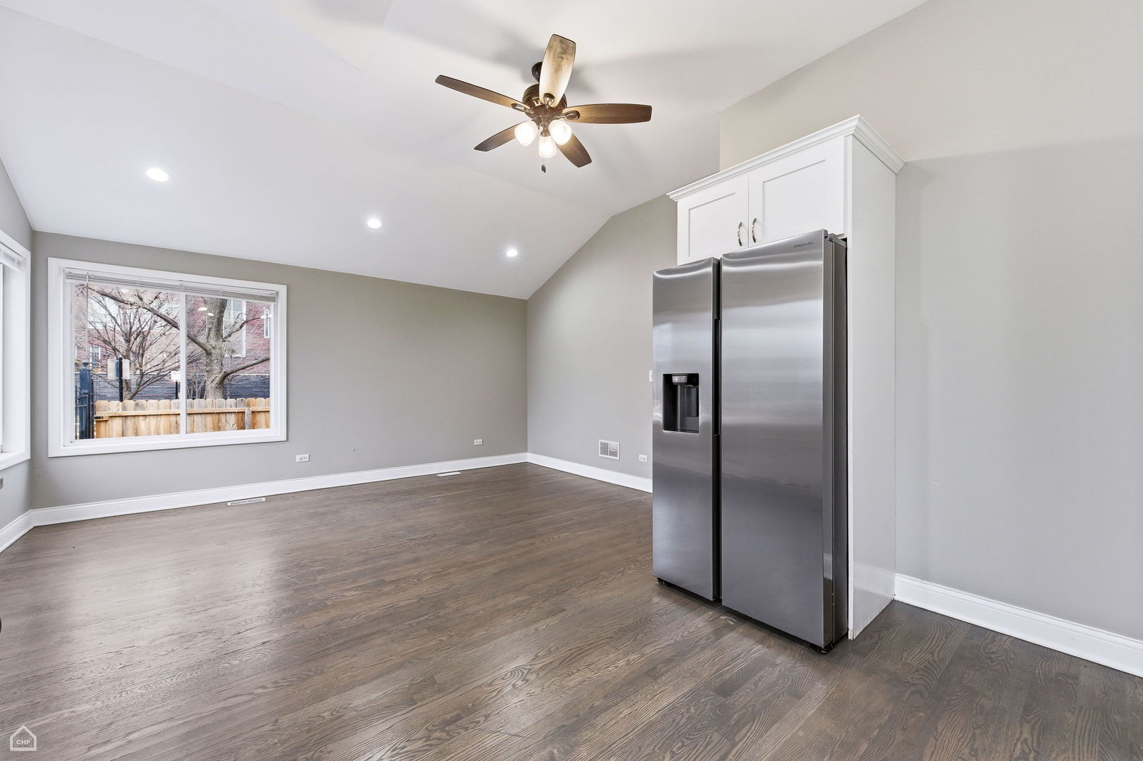 7701 S Christiana Avenue, Chicago, IL 60652