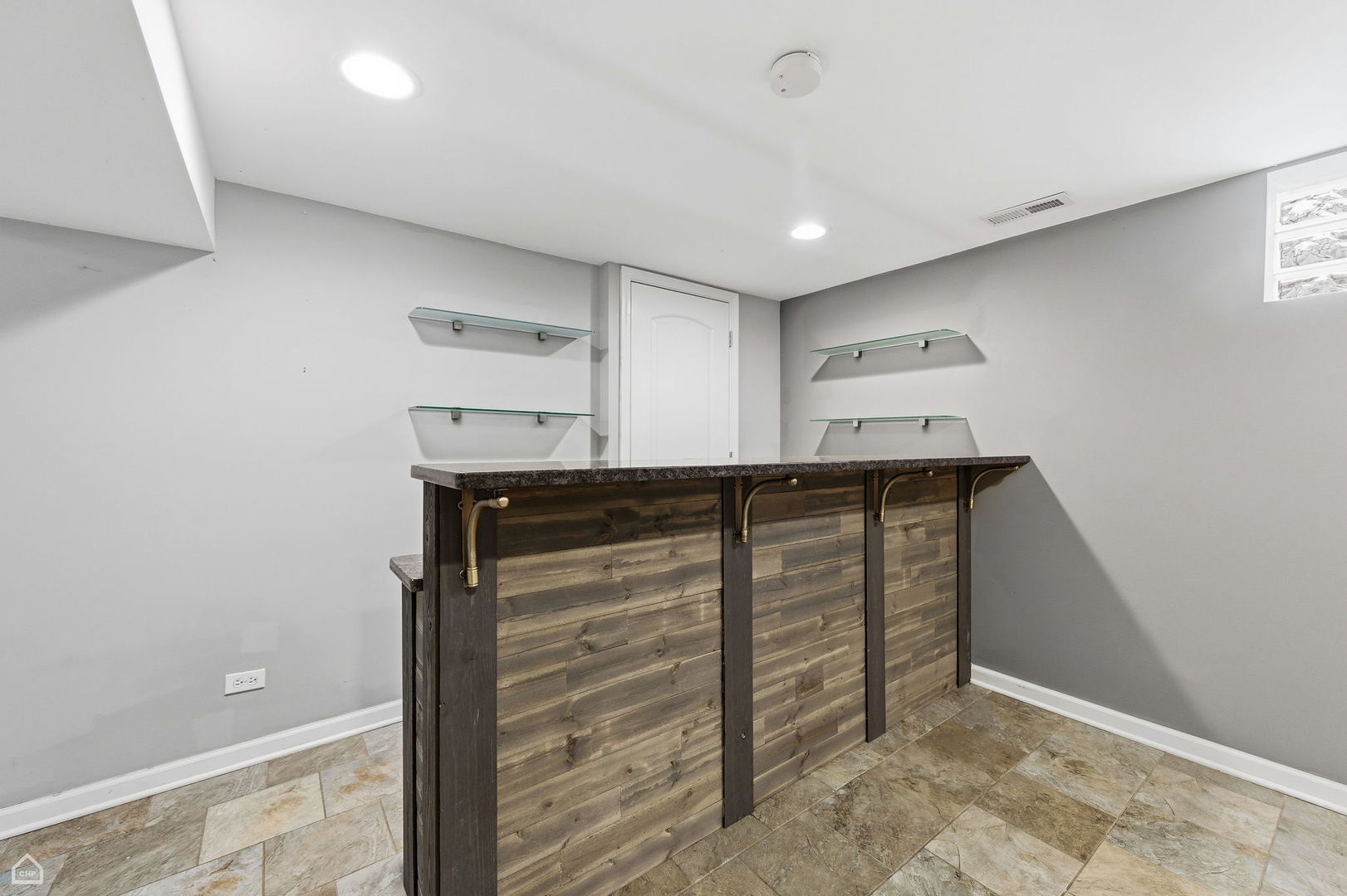 7701 S Christiana Avenue, Chicago, IL 60652