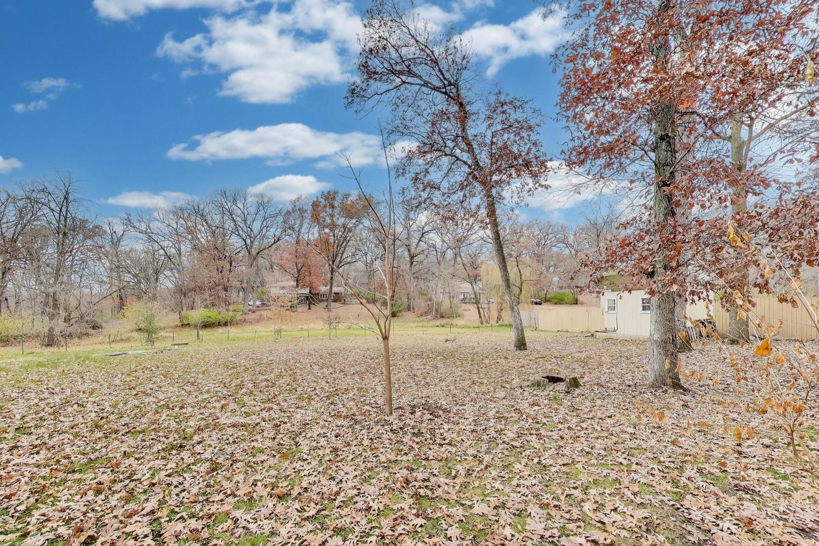 5695 S Park Place Drive, Rochelle, IL 61068