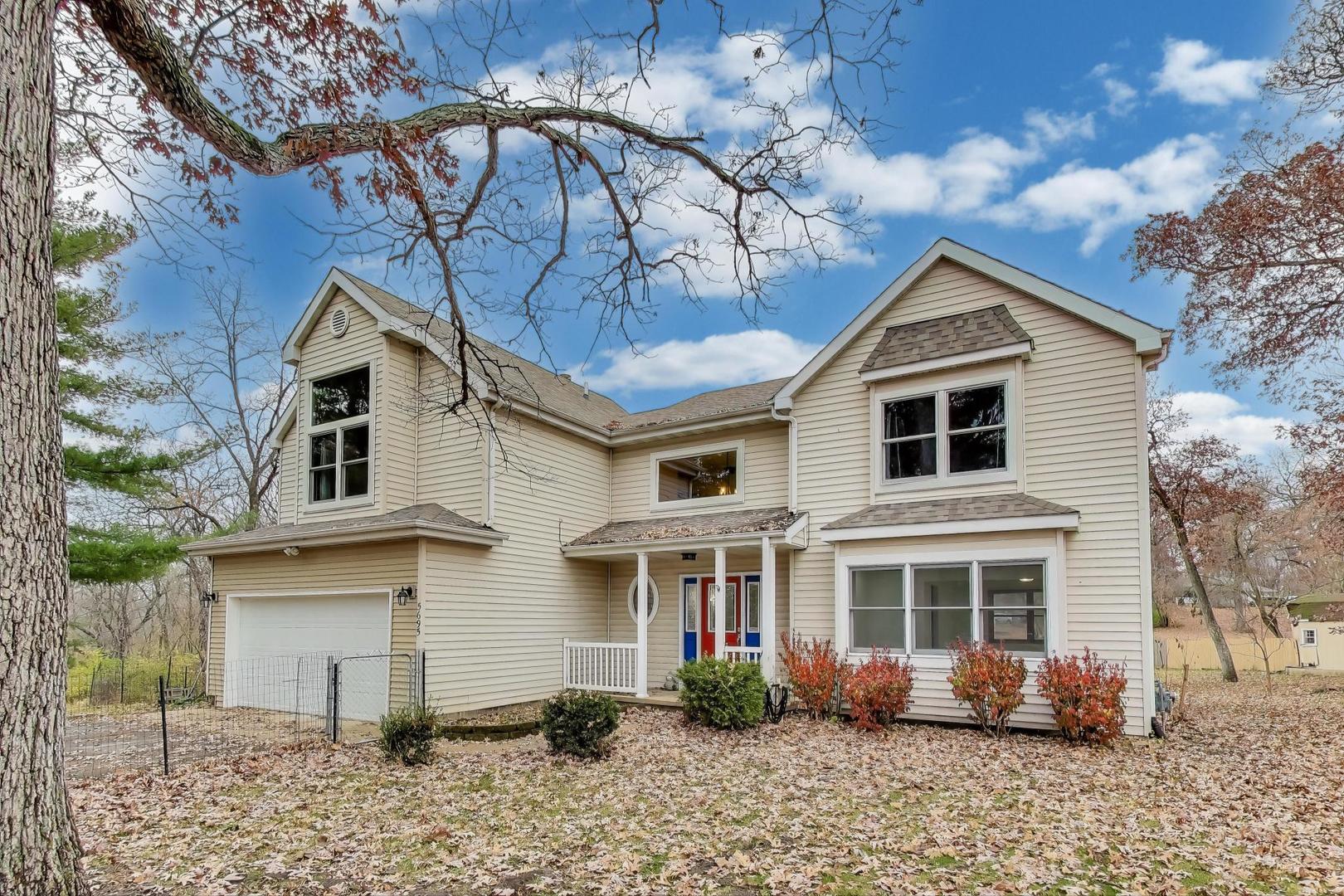 5695 S Park Place Drive, Rochelle, IL 61068