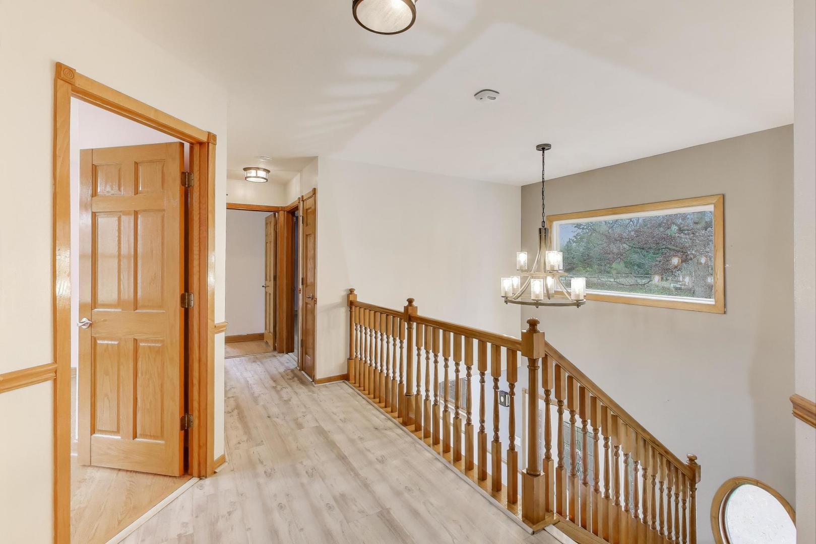 5695 S Park Place Drive, Rochelle, IL 61068