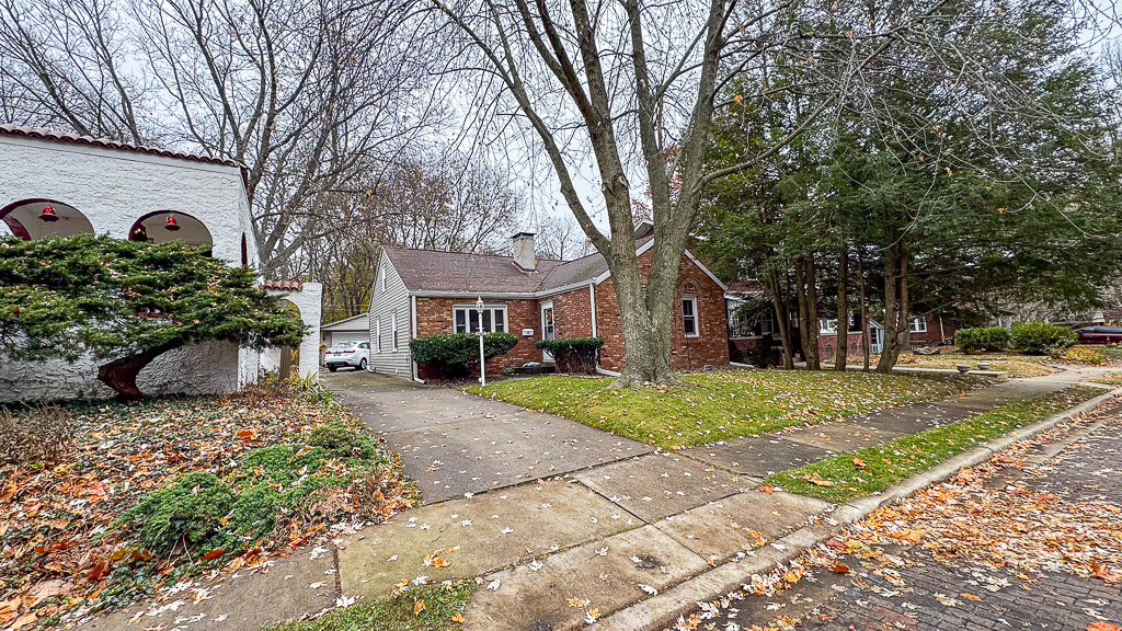 1208 Hillcrest Street, Normal, IL 61761