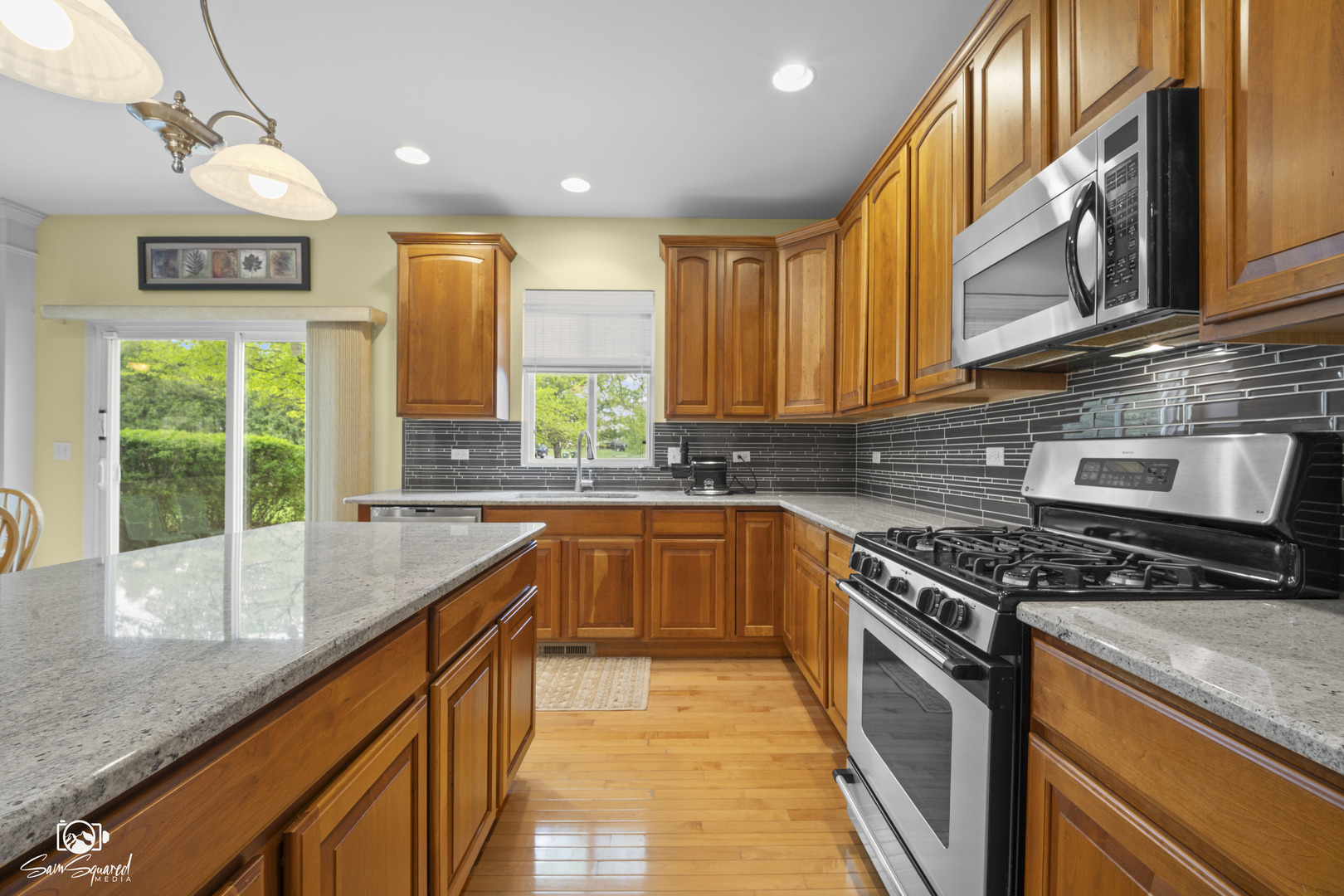 1 Firethorn Court, Bolingbrook, IL 60490