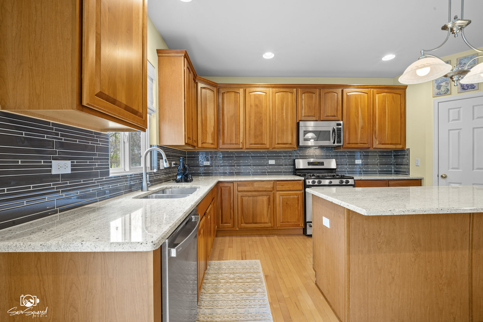 1 Firethorn Court, Bolingbrook, IL 60490