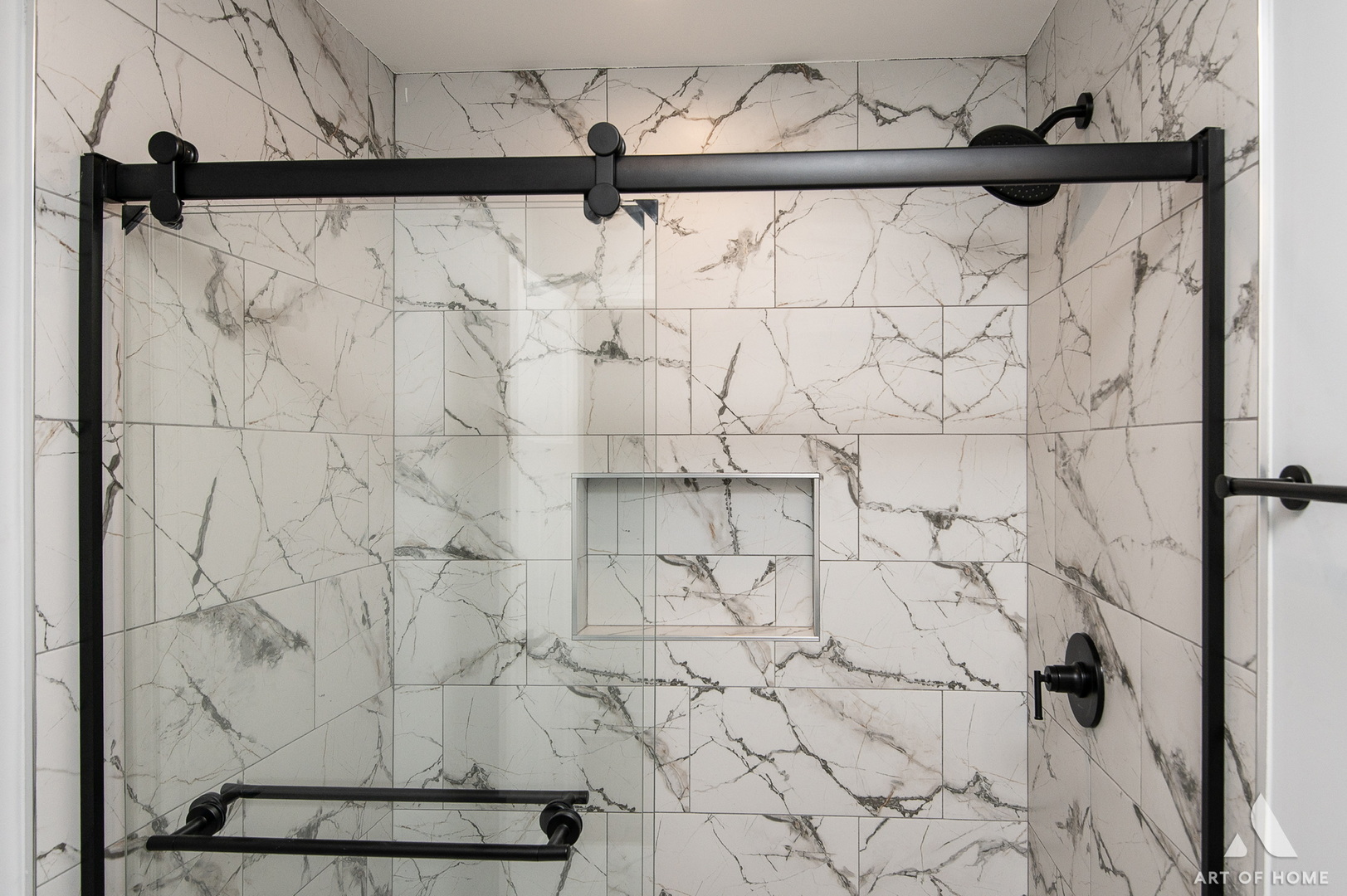 8650 Lockwood Avenue, Burbank, IL 60459