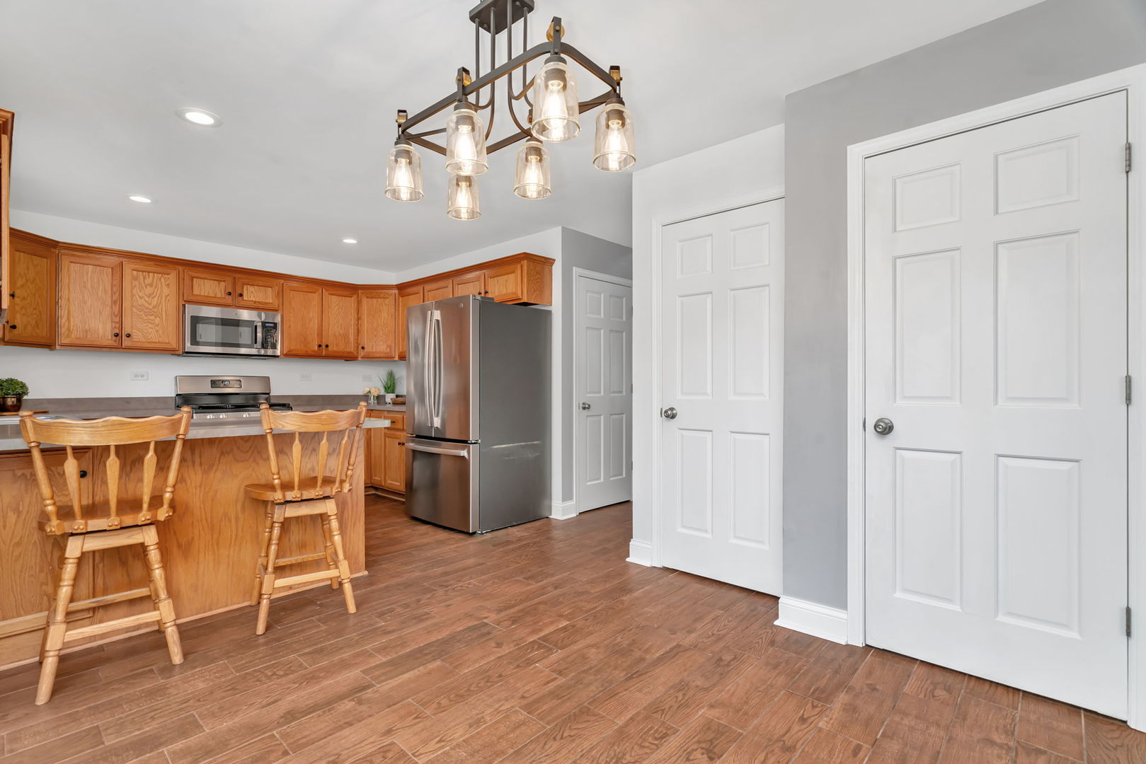 1110 S Sandstone Drive, Diamond, IL 60416