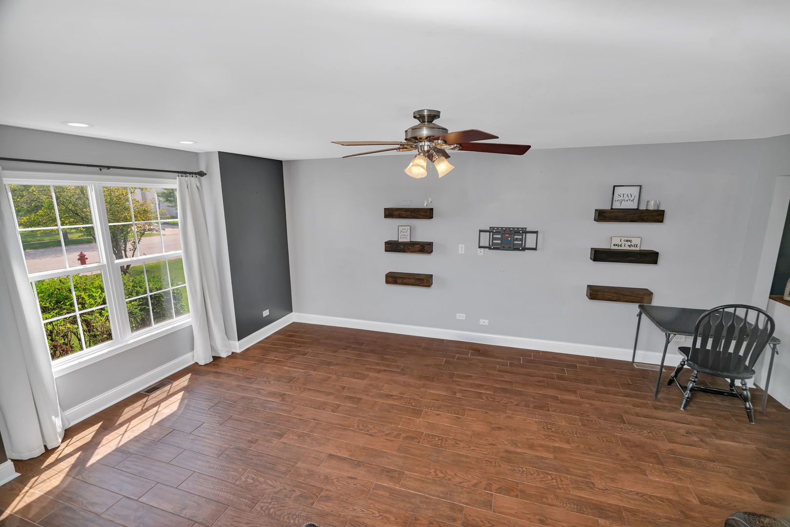 1110 S Sandstone Drive, Diamond, IL 60416