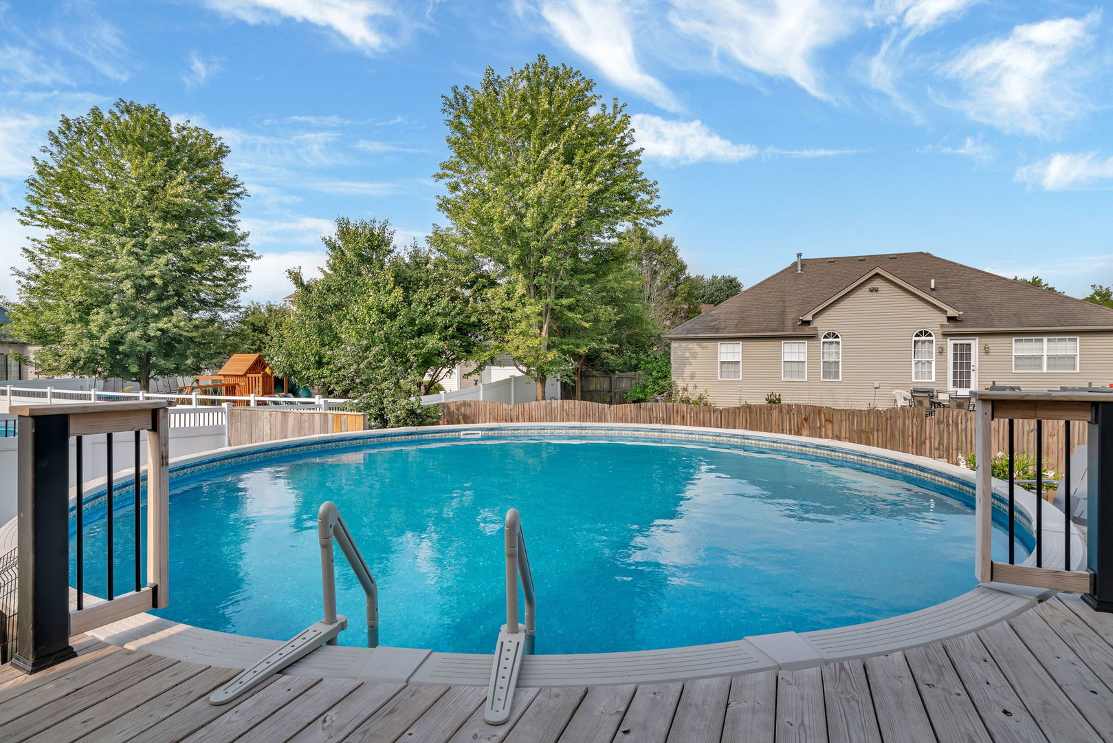 1110 S Sandstone Drive, Diamond, IL 60416