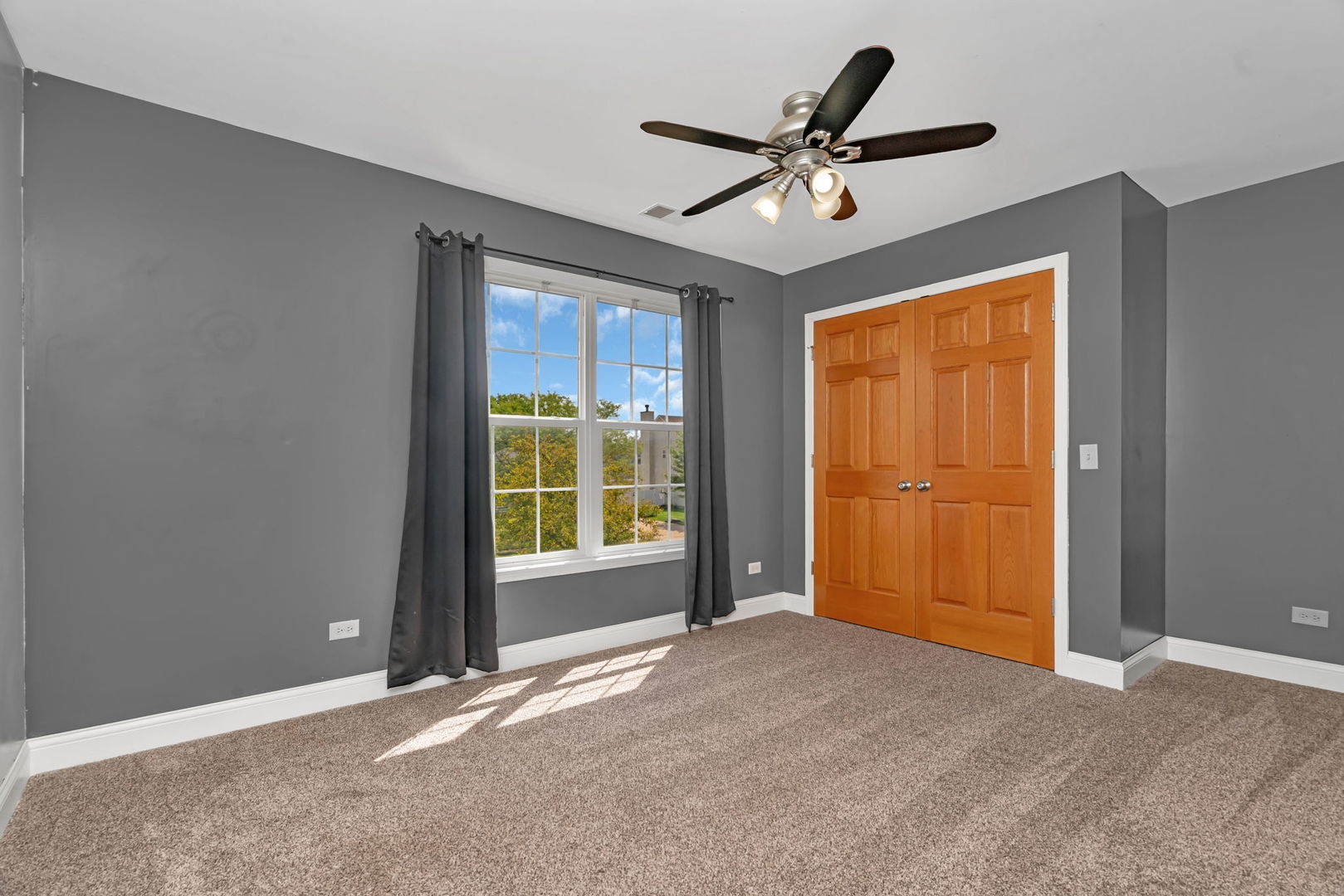 1110 S Sandstone Drive, Diamond, IL 60416