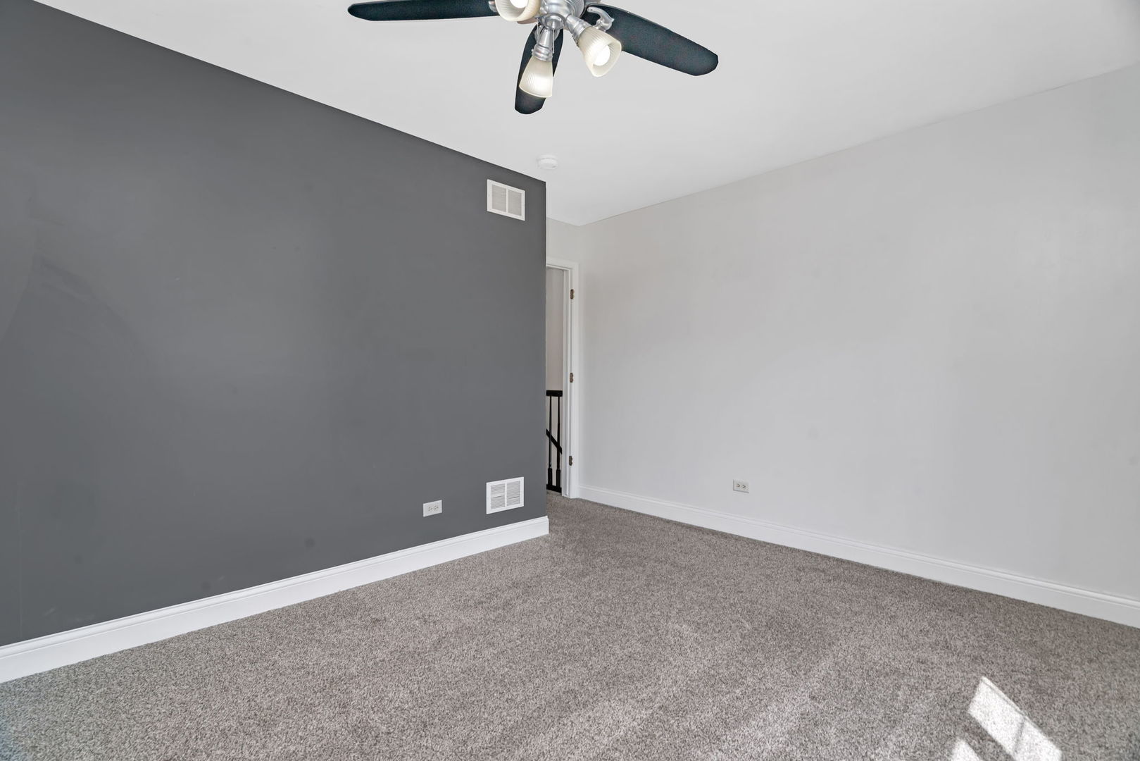 1110 S Sandstone Drive, Diamond, IL 60416