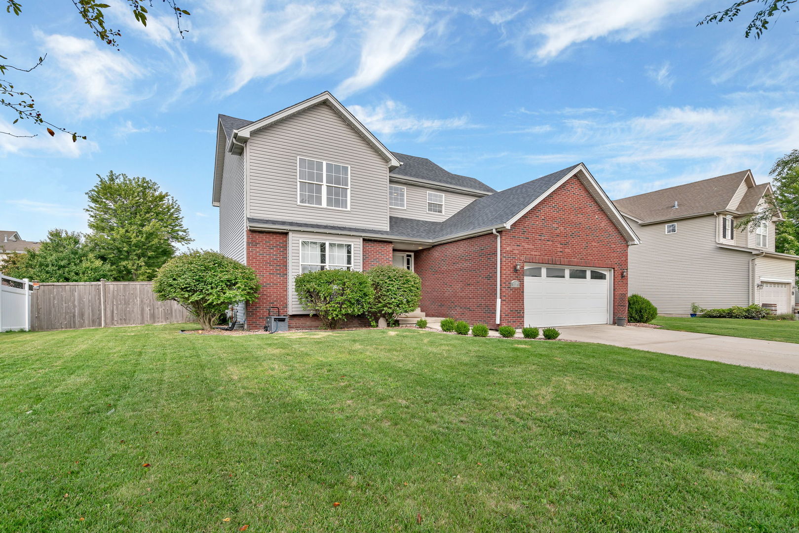 1110 S Sandstone Drive, Diamond, IL 60416