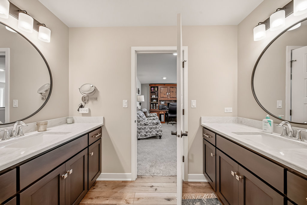 20328 Taliesin Way, Frankfort, IL 60423