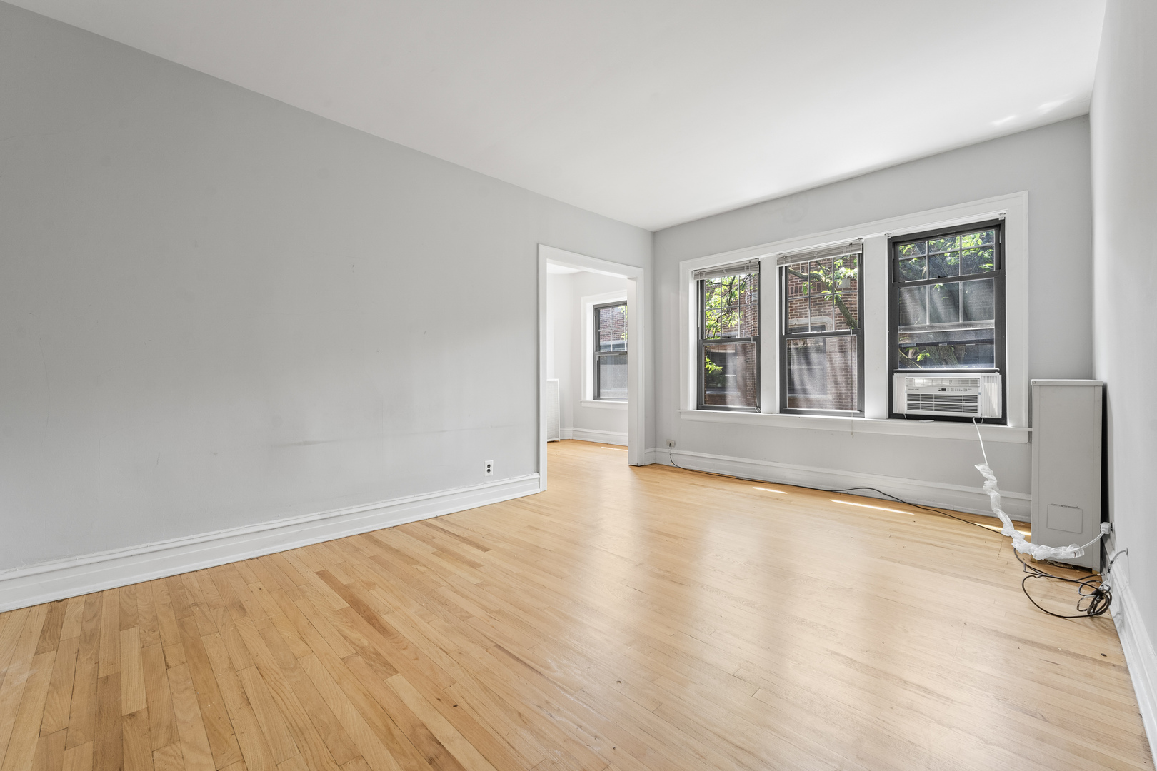 5455 S Ingleside Avenue #3E, Chicago, IL 60615