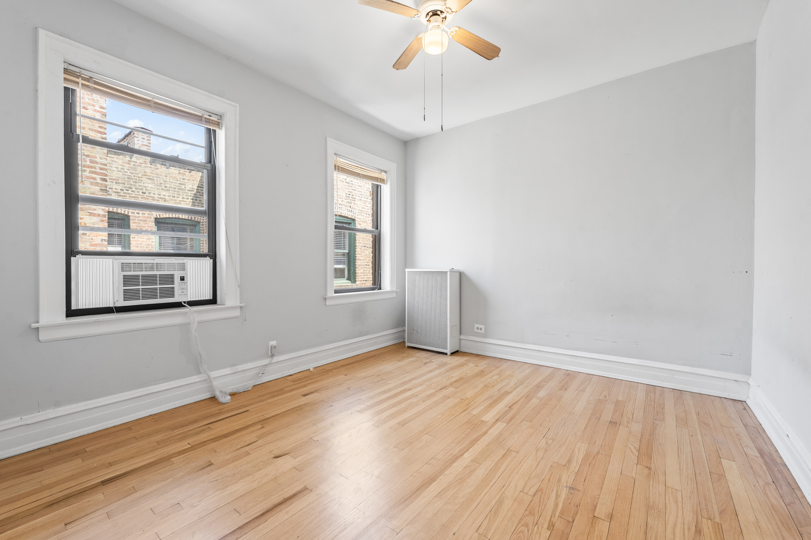 5455 S Ingleside Avenue #3E, Chicago, IL 60615