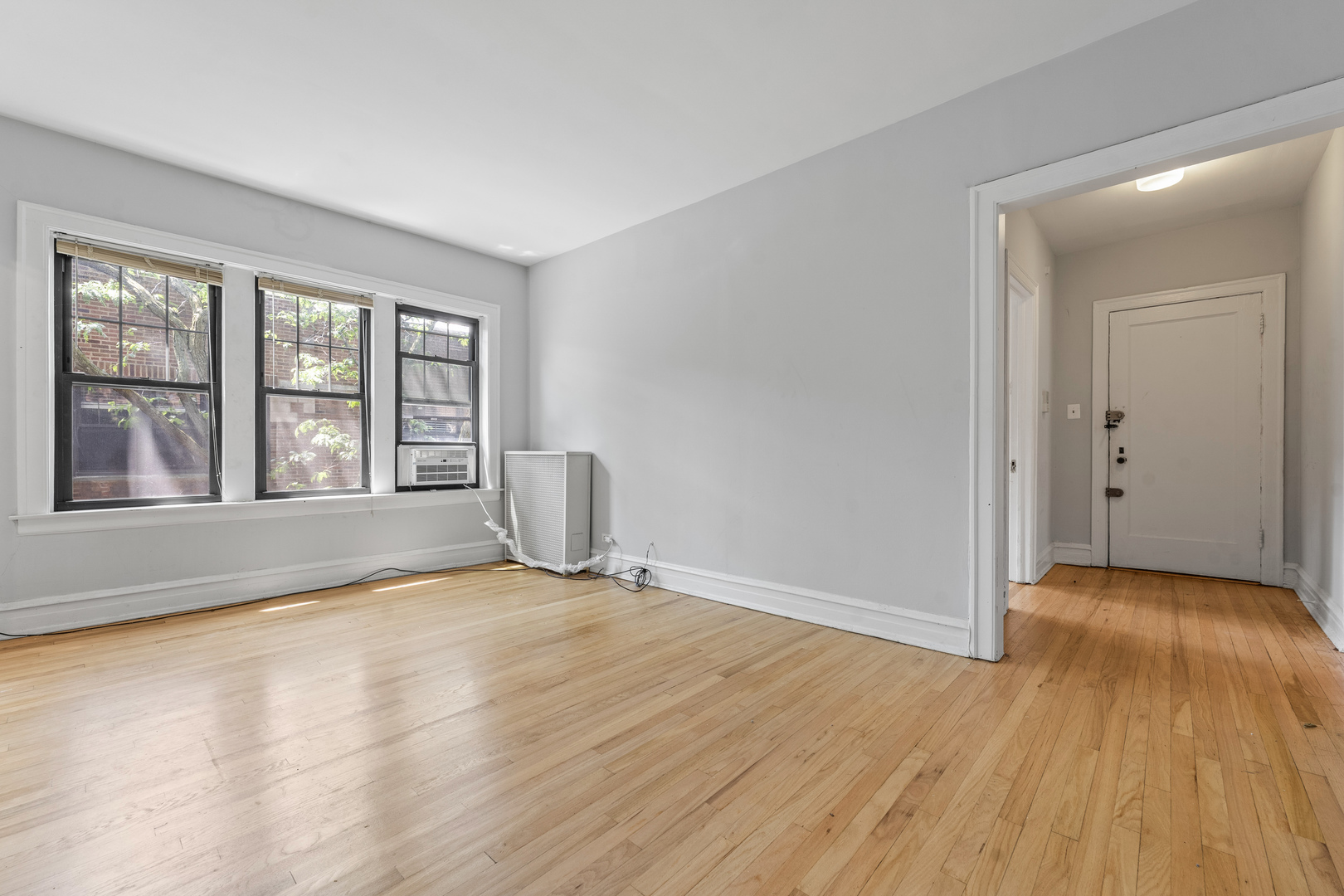 5455 S Ingleside Avenue #3E, Chicago, IL 60615